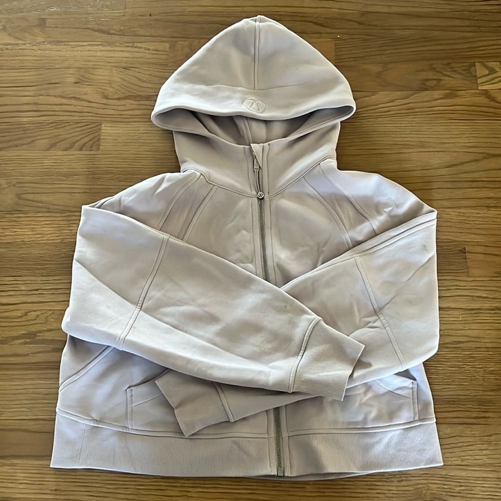 light purple full zip lululemon scuba size:M/L